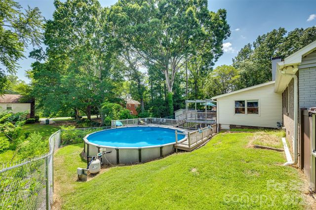 1325 Bucknell Avenue, Gastonia, NC 28054