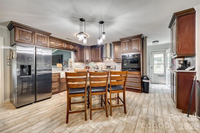 1325 Bucknell Avenue, Gastonia, NC 28054