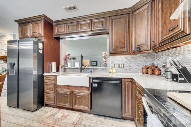 1325 Bucknell Avenue, Gastonia, NC 28054