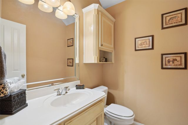 8132 Vine Wood Drive, North Richland Hills, TX 76182