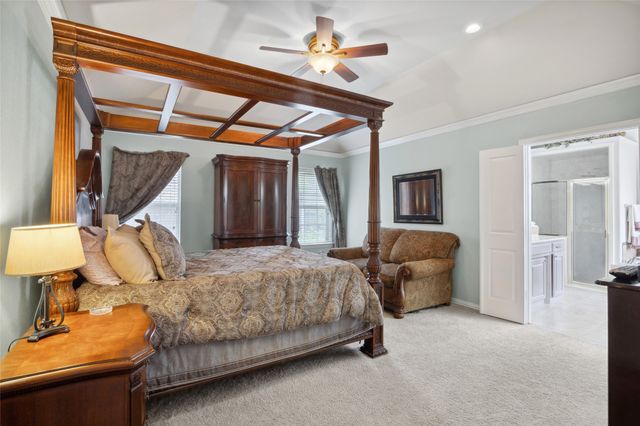 8132 Vine Wood Drive, North Richland Hills, TX 76182