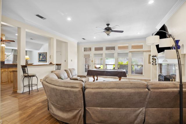 8132 Vine Wood Drive, North Richland Hills, TX 76182