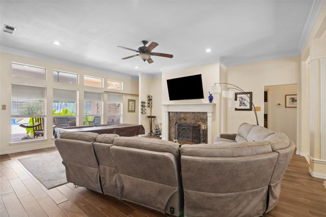 8132 Vine Wood Drive, North Richland Hills, TX 76182