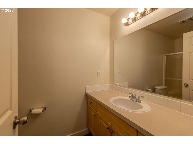 871 Sw JUNCTION Pl, Gresham, OR 97080