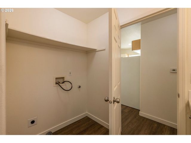 871 Sw JUNCTION Pl, Gresham, OR 97080