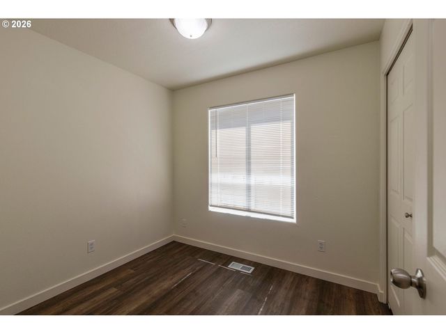 871 Sw JUNCTION Pl, Gresham, OR 97080