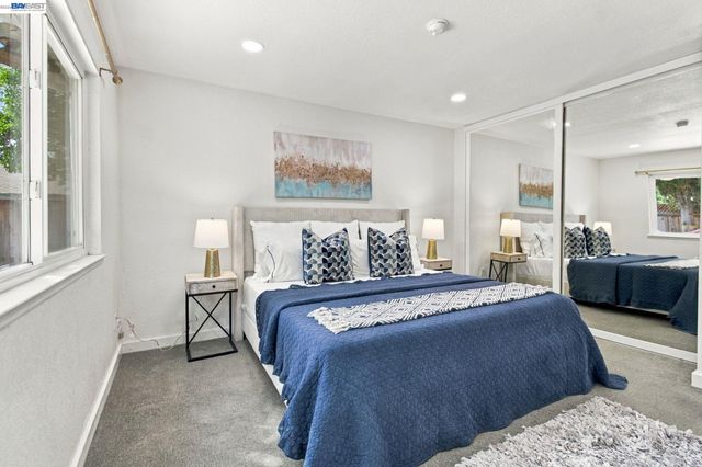 851 Geraldine St, Livermore, CA 94550