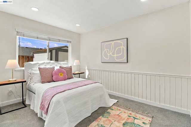 851 Geraldine St, Livermore, CA 94550