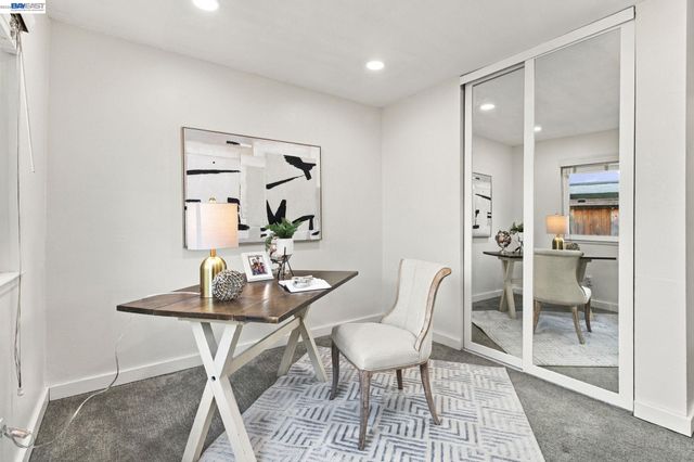 851 Geraldine St, Livermore, CA 94550