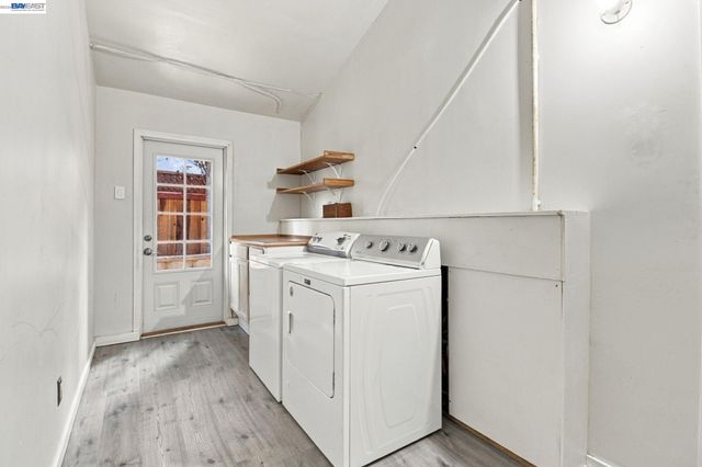 851 Geraldine St, Livermore, CA 94550