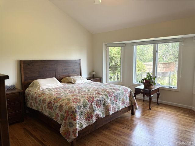 22202 Vinewood Boulevard, Taylor, MI 48180