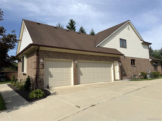 22202 Vinewood Boulevard, Taylor, MI 48180