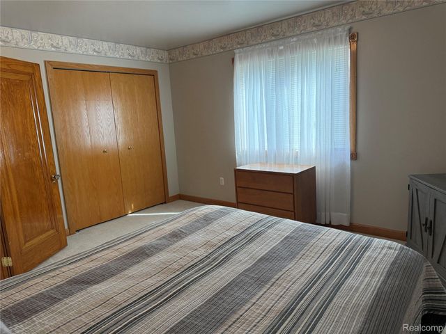 22202 Vinewood Boulevard, Taylor, MI 48180