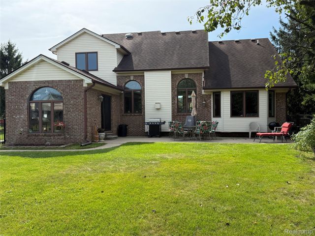 22202 Vinewood Boulevard, Taylor, MI 48180