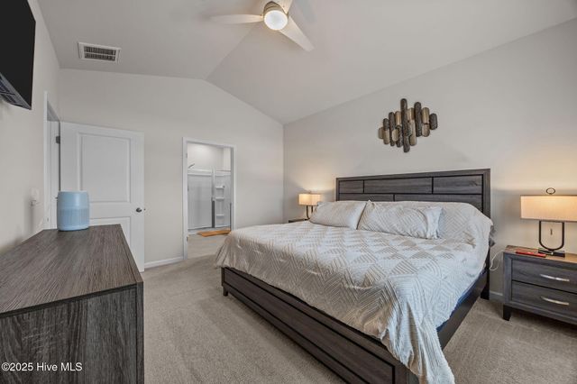 1215 Queensland Lane, Ayden, NC 28513