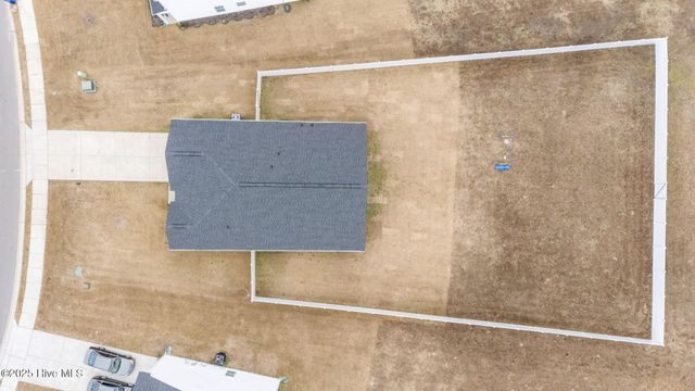 1215 Queensland Lane, Ayden, NC 28513