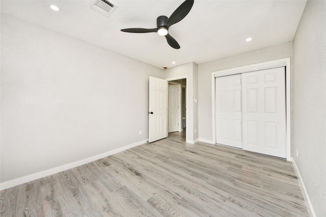 712 Mobile Drive, Pasadena, TX 77506