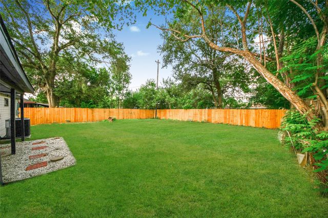 712 Mobile Drive, Pasadena, TX 77506