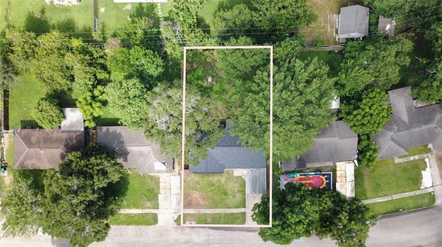 712 Mobile Drive, Pasadena, TX 77506