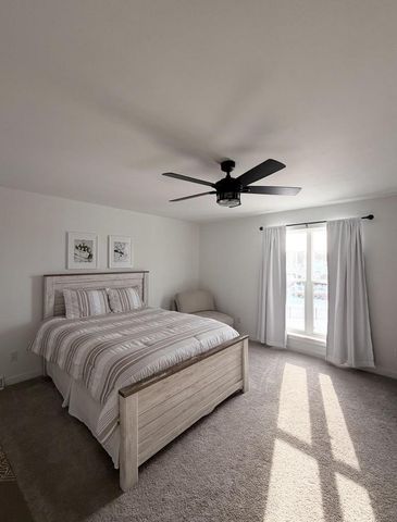 1381 N Pine Street, Sun Prairie, WI 53590