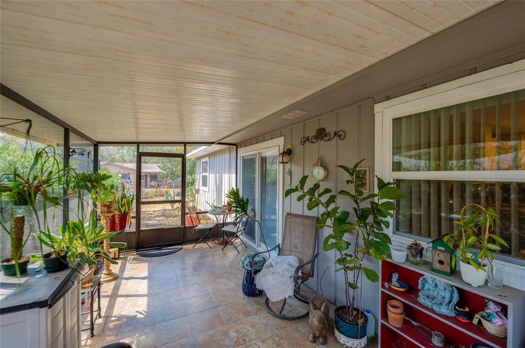 Image 17 of property listing at 10 OAK LANE, Port Orange, FL 32128