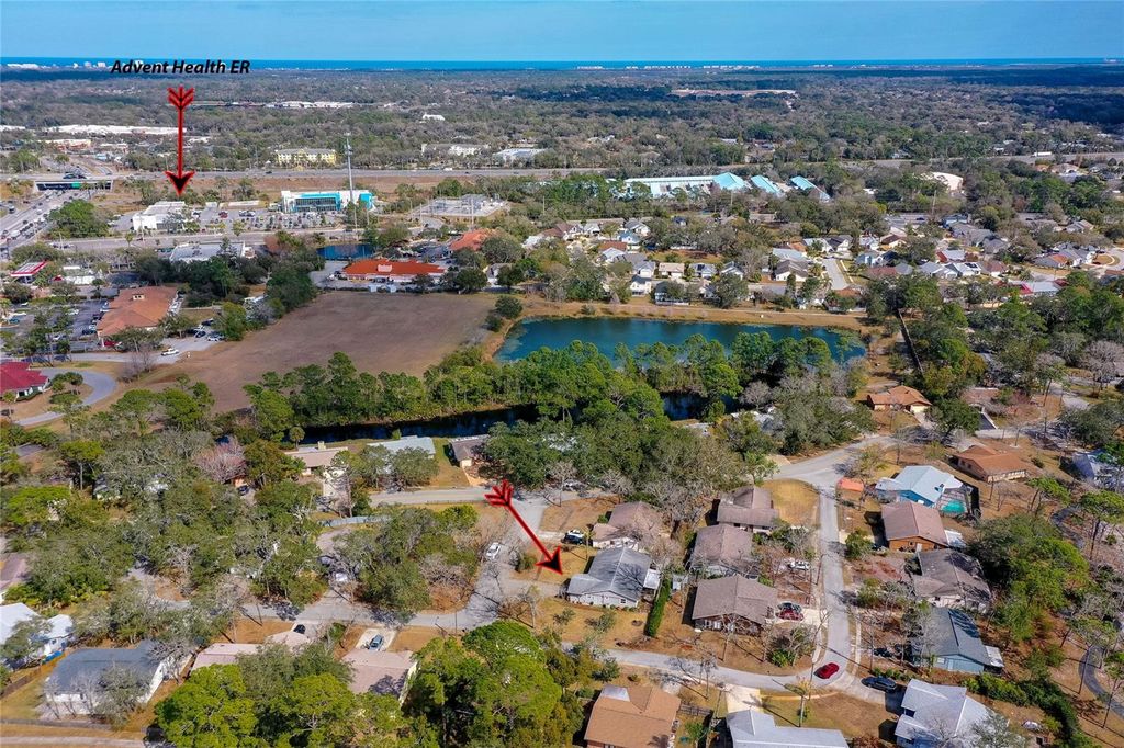 Image 32 of property listing at 10 OAK LANE, Port Orange, FL 32128