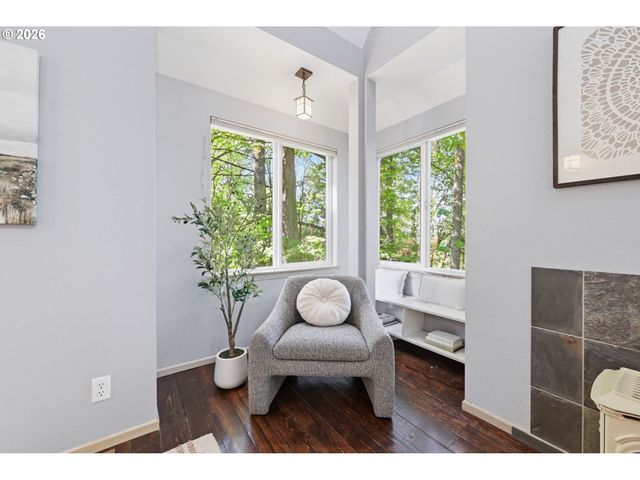 2942 RIVERVIEW St, Eugene, OR 97403