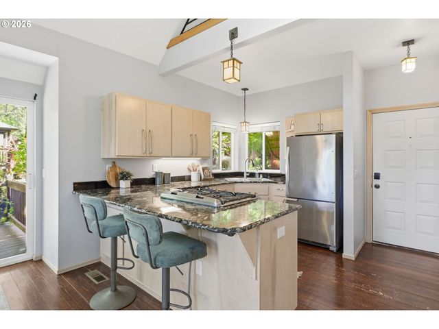 2942 RIVERVIEW St, Eugene, OR 97403
