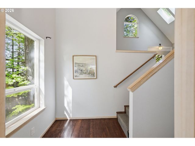 2942 RIVERVIEW St, Eugene, OR 97403