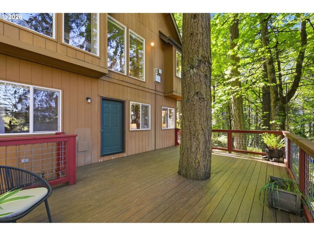 2942 RIVERVIEW St, Eugene, OR 97403