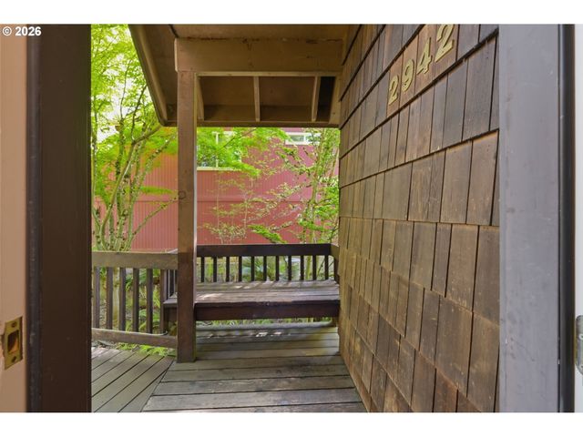 2942 RIVERVIEW St, Eugene, OR 97403