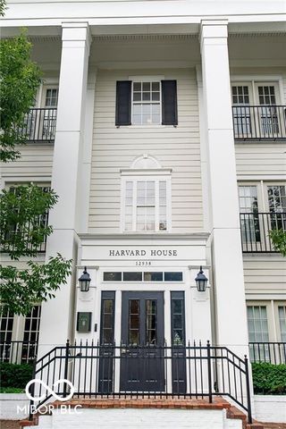 12938 University Crescent 2B, Carmel, IN 46032