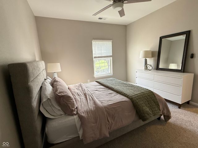 12938 University Crescent 2B, Carmel, IN 46032