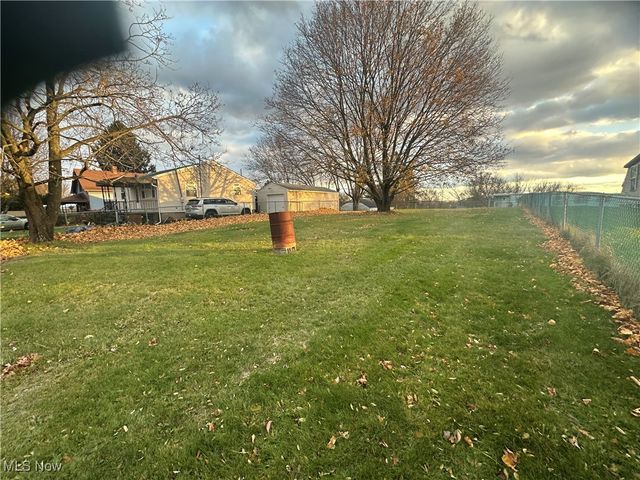 657 6th Avenue, East Liverpool, OH 43920