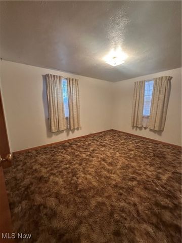 657 6th Avenue, East Liverpool, OH 43920