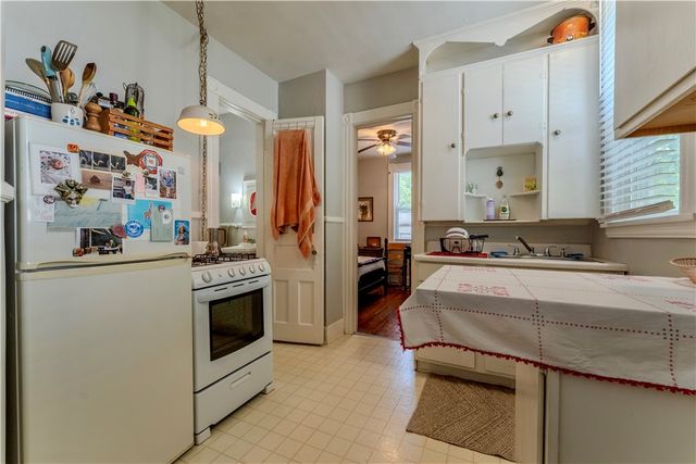 9 Sumner Park, Rochester, NY 14607