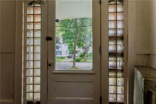 9 Sumner Park, Rochester, NY 14607