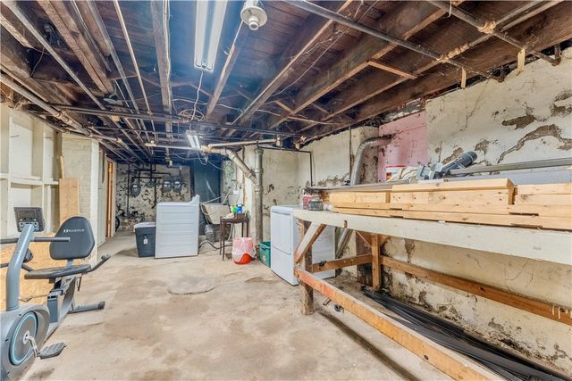 9 Sumner Park, Rochester, NY 14607