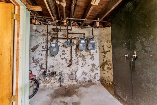 9 Sumner Park, Rochester, NY 14607