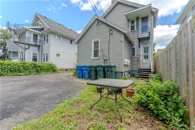 9 Sumner Park, Rochester, NY 14607