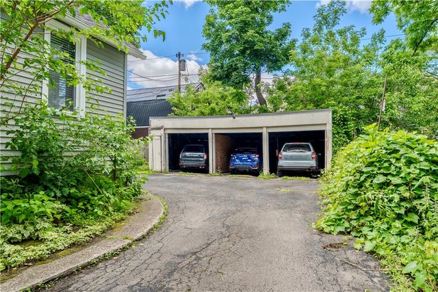 9 Sumner Park, Rochester, NY 14607