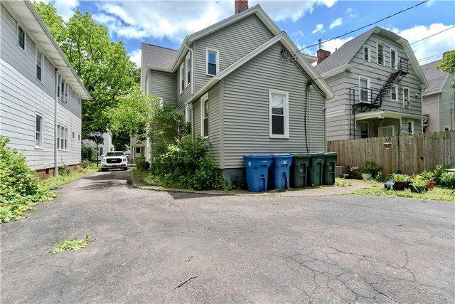 9 Sumner Park, Rochester, NY 14607
