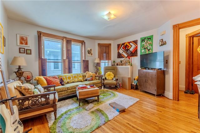 9 Sumner Park, Rochester, NY 14607