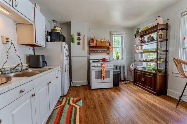 9 Sumner Park, Rochester, NY 14607