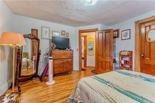 9 Sumner Park, Rochester, NY 14607