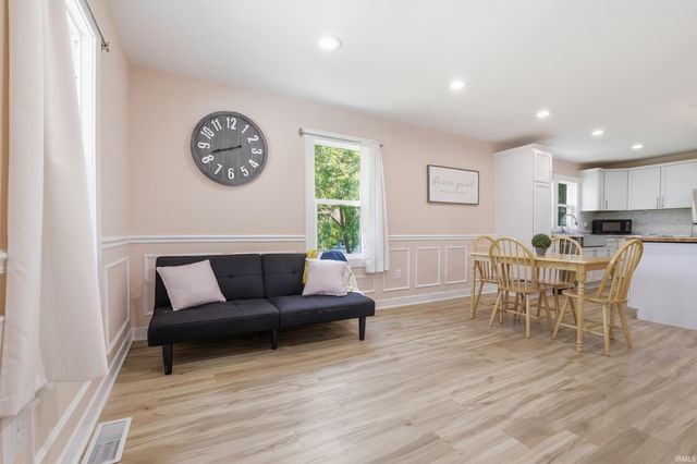 513 W Coolidge Drive, Bloomington, IN 47403