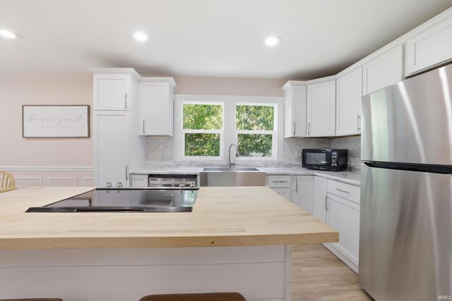 513 W Coolidge Drive, Bloomington, IN 47403
