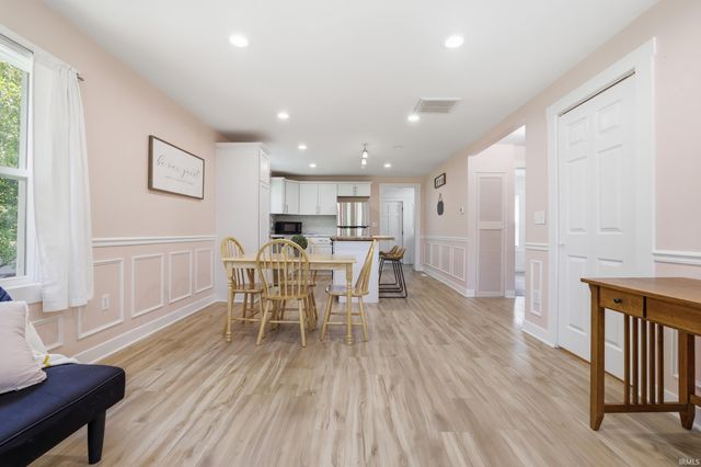 513 W Coolidge Drive, Bloomington, IN 47403