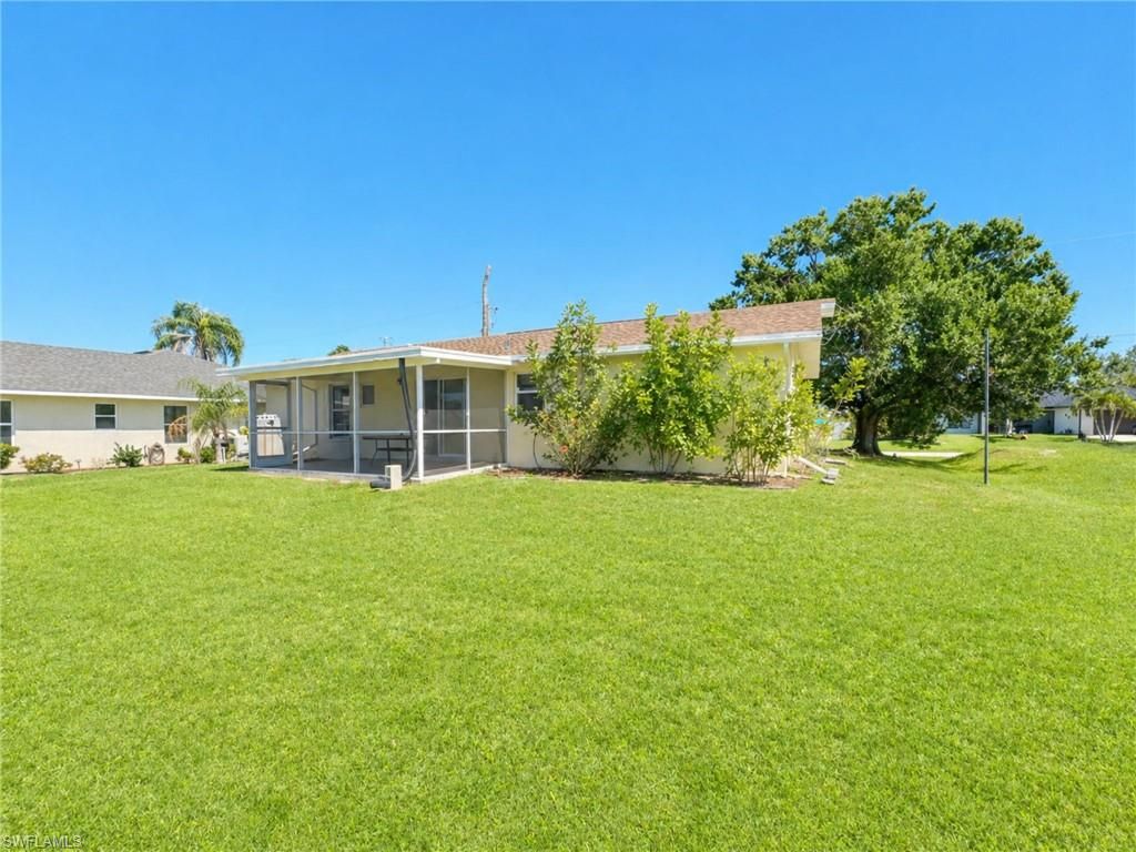 Image 17 of property listing at 1412 10th ST, Cape Coral, FL 33993
