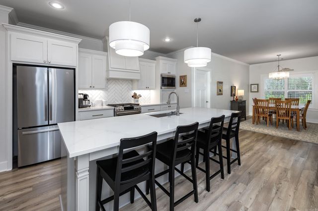 321 Fletcher Loop, Little Rock, AR 72223